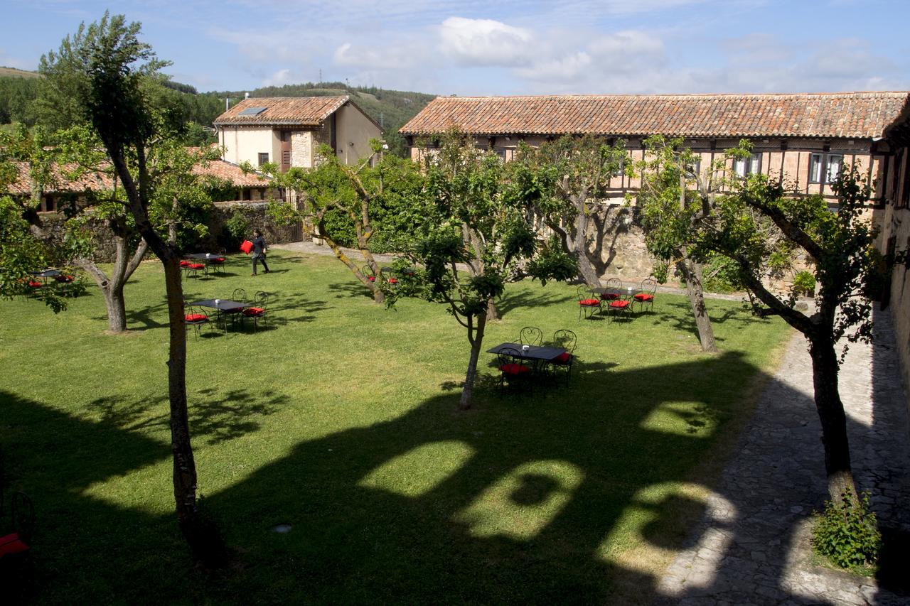 Hotel Posada Santa Maria La Real Aguilar de Campóo Exterior foto